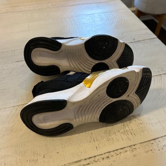 Nike Superrep Groove Black/White/Gold - Picture 4 of 5